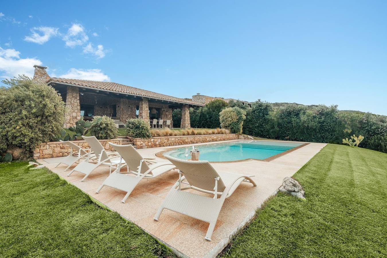 Foto 7 von 48: Villa Marinella - Santa Teresa G...