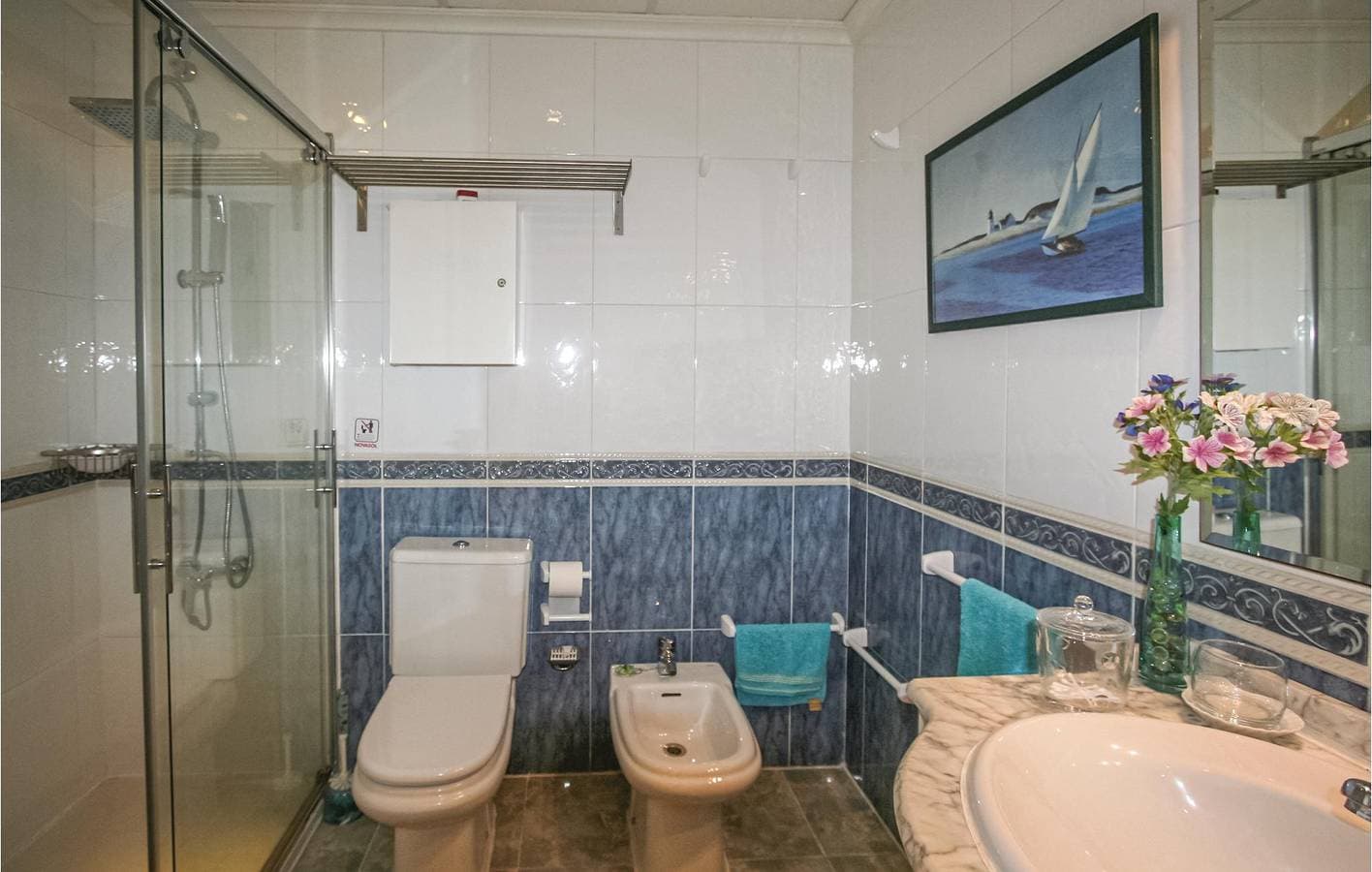 Foto 6 von 17: Appartement am Meer mit Terrasse und AC, 1,5 km zum Strand