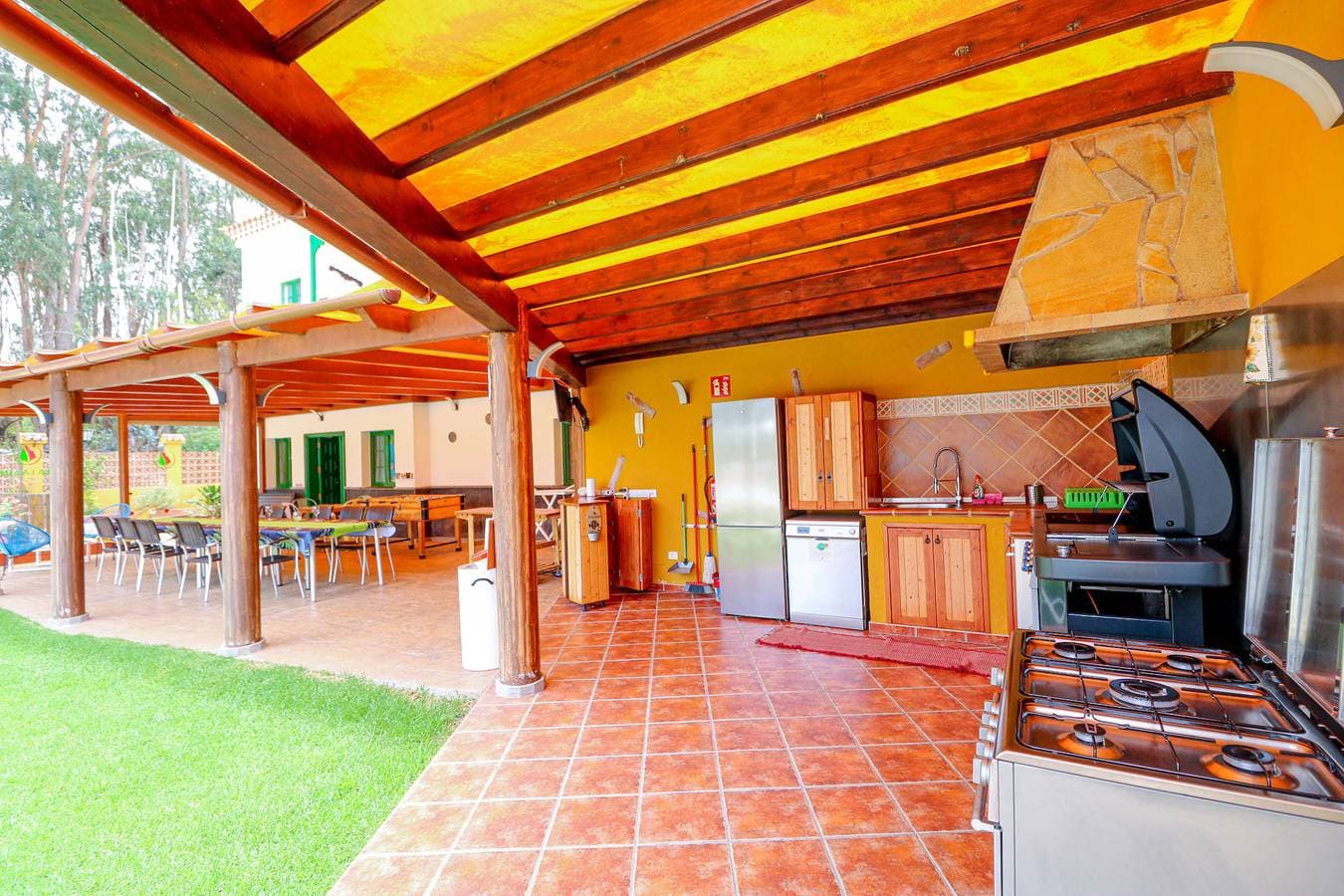 Foto 2 von 76: Villa für 10 Personen mit Garten