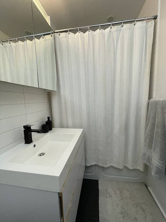 Foto 12 von 12: Bright 1Br, Rogers Arena, Bc Place, Free Parking, Chinatown