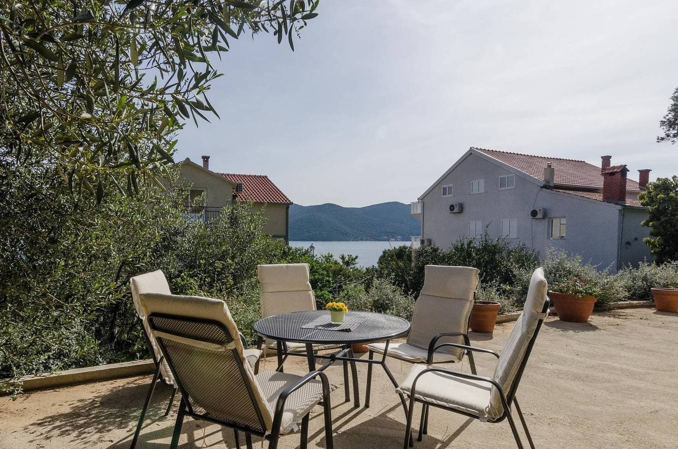 Foto 4 von 22: Ferienhaus für 5 Personen mit Balkon/Terrasse