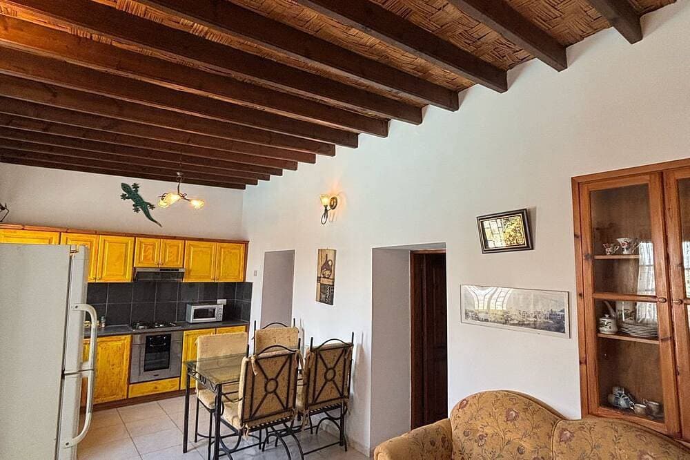 Foto 12 von 22: Charming 2-bedroom house with WiFi, in Harbour Girne