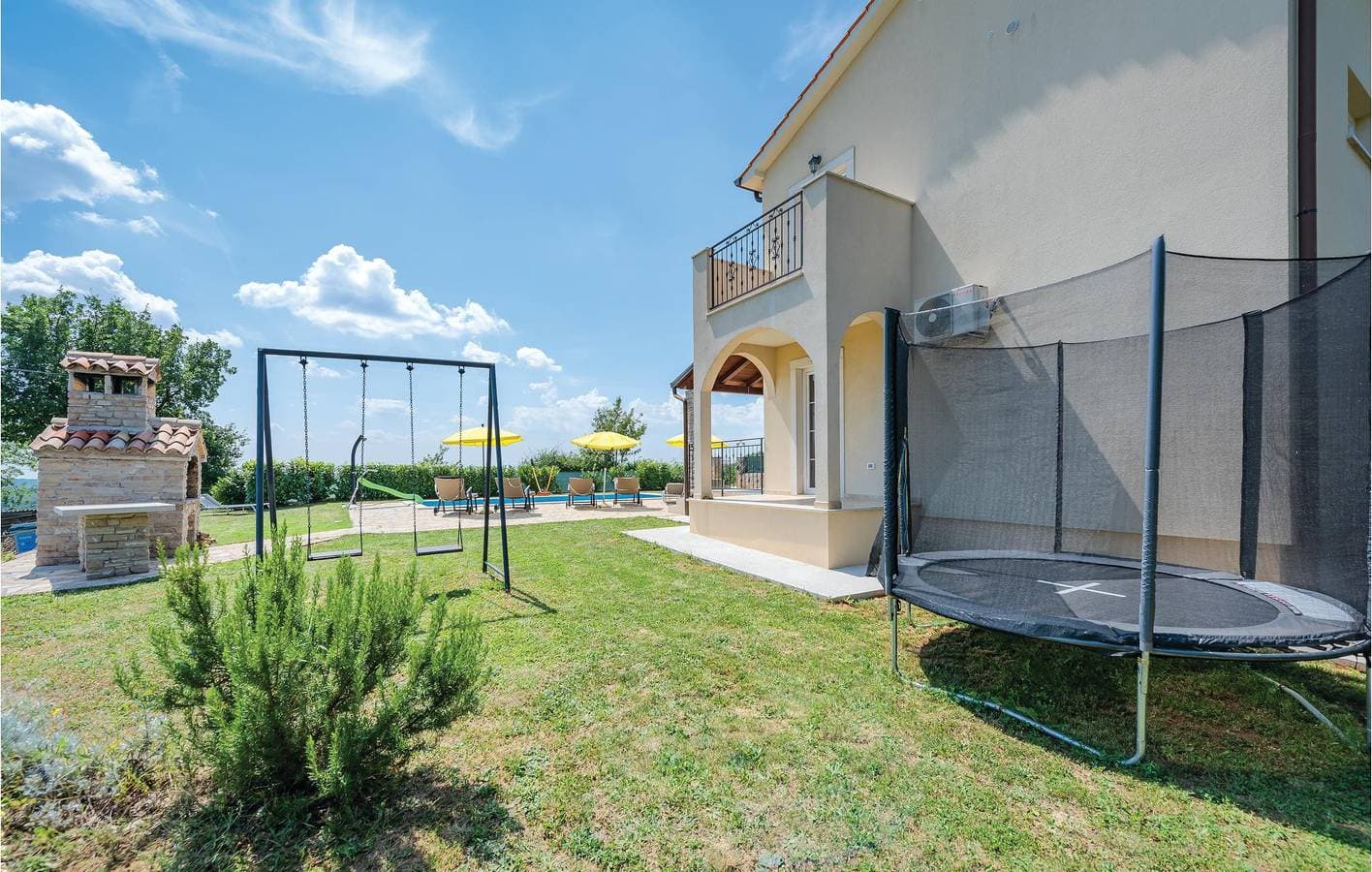 Foto 5 von 41: Schickes Apartment mit 1 Schlafzimmer, Pool, Terrasse und WLAN
