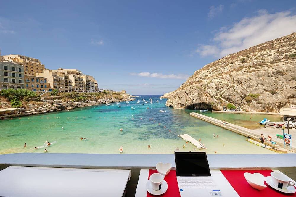 Brilliant Beachfront Apartment with Super Sunset views in Xlendi Bay, Gozo Malta 1