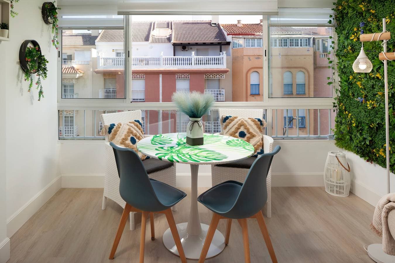 Foto 4 von 26: Ferienwohnung „Mediterráneo“ mit Meerblick, privater Terrasse und Klimaanlage