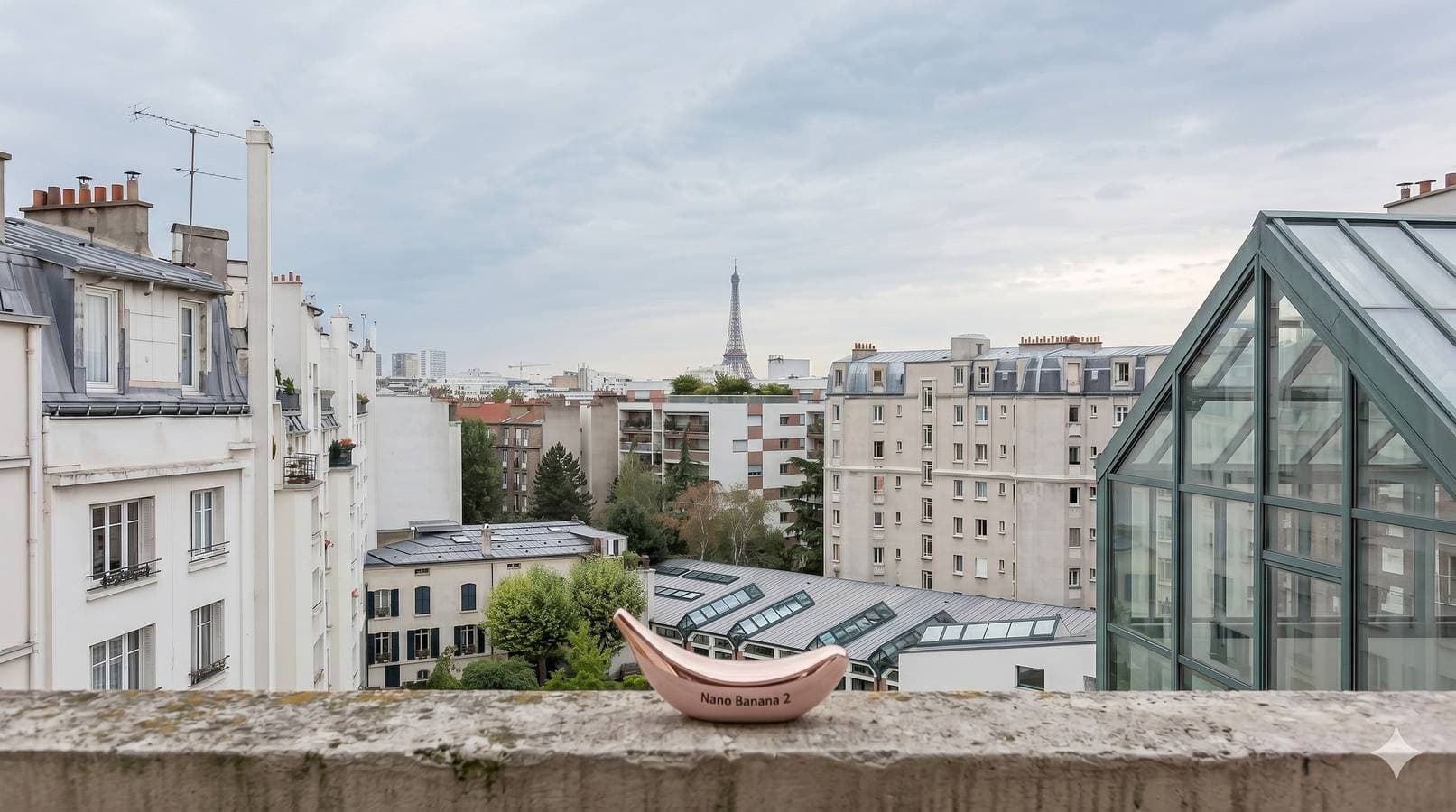 Foto 9 von 16: Charmantes Studio mit Blick auf den Eiffelturm im 15 Jahrhundert von Paris
