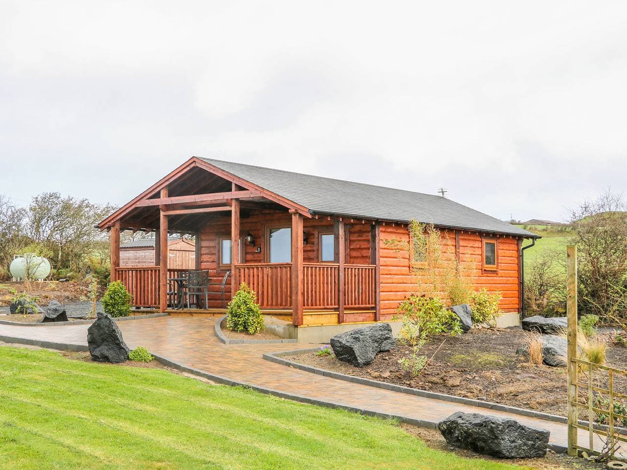 Foto 2 von 24: Lodge für 5 Personen mit Garten