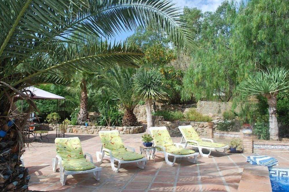 Foto 10 von 19: Großes andalusisches Bauernhaus, herrliche Aussicht, Pool und Gärten, in der Nähe des Naturparks