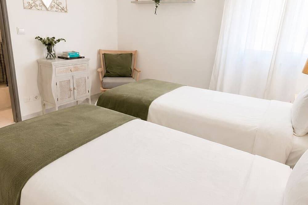 Foto 8 von 30: Welcome to Cerca das Cabanas, a charming retreat in Vila Nova de Milfontes.