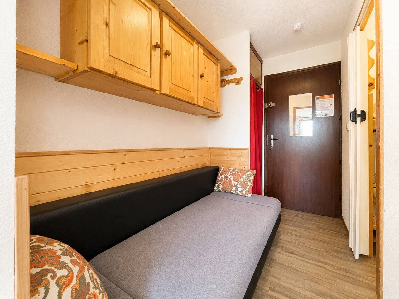 Foto 4 von 25: Sonniges Studio mit Balkon auf 1450m