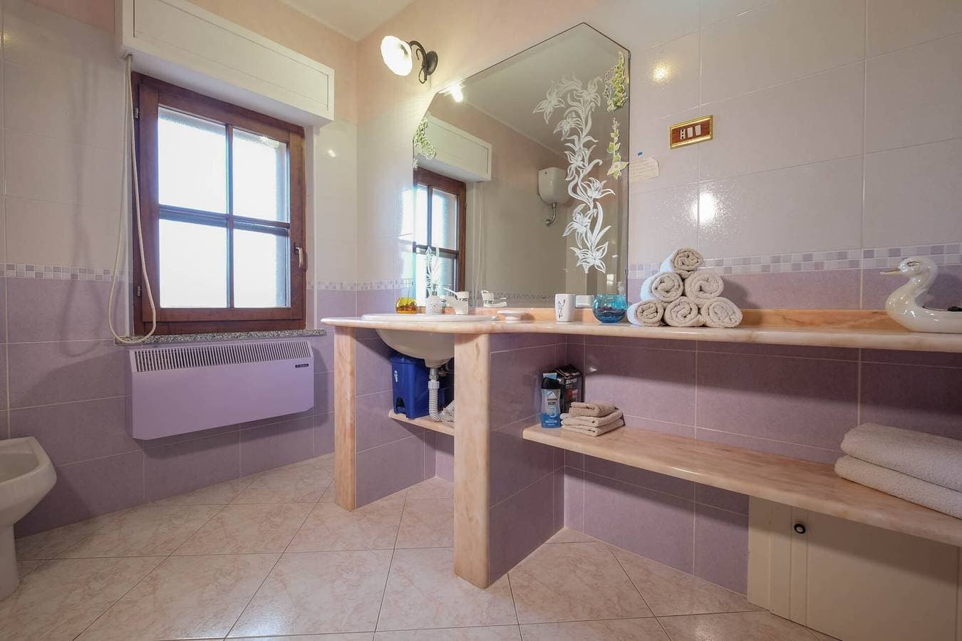 Foto 12 von 19: Ferienwohnung "Belvedere" nahe Strand mit WLAN, Garten und Terrasse