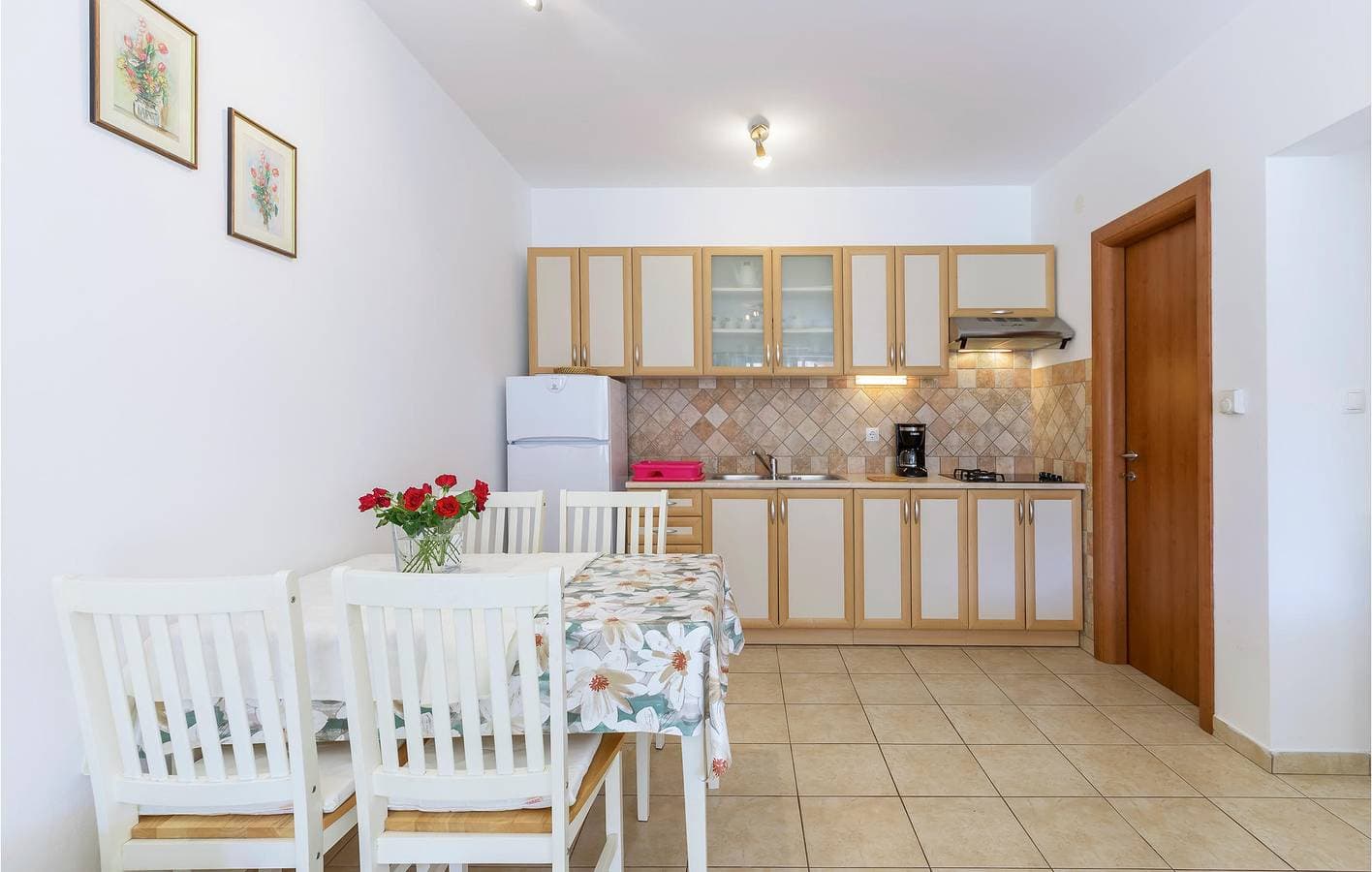 Foto 6 von 20: Gemütliche Ferienwohnung mit WLAN, Parkplatz und Terrasse – 1,5 km vom Strand von Fažana entfernt