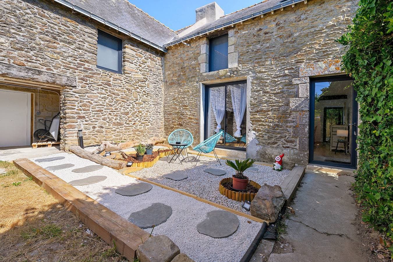 Foto 3 von 26: Ker Marin – Maison Ty Gargouille mit privater Terrasse, Garten & WLAN