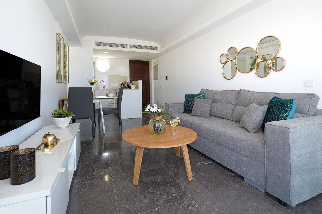 Foto 7 von 23: Ferienwohnung für 4 Personen mit Balkon
