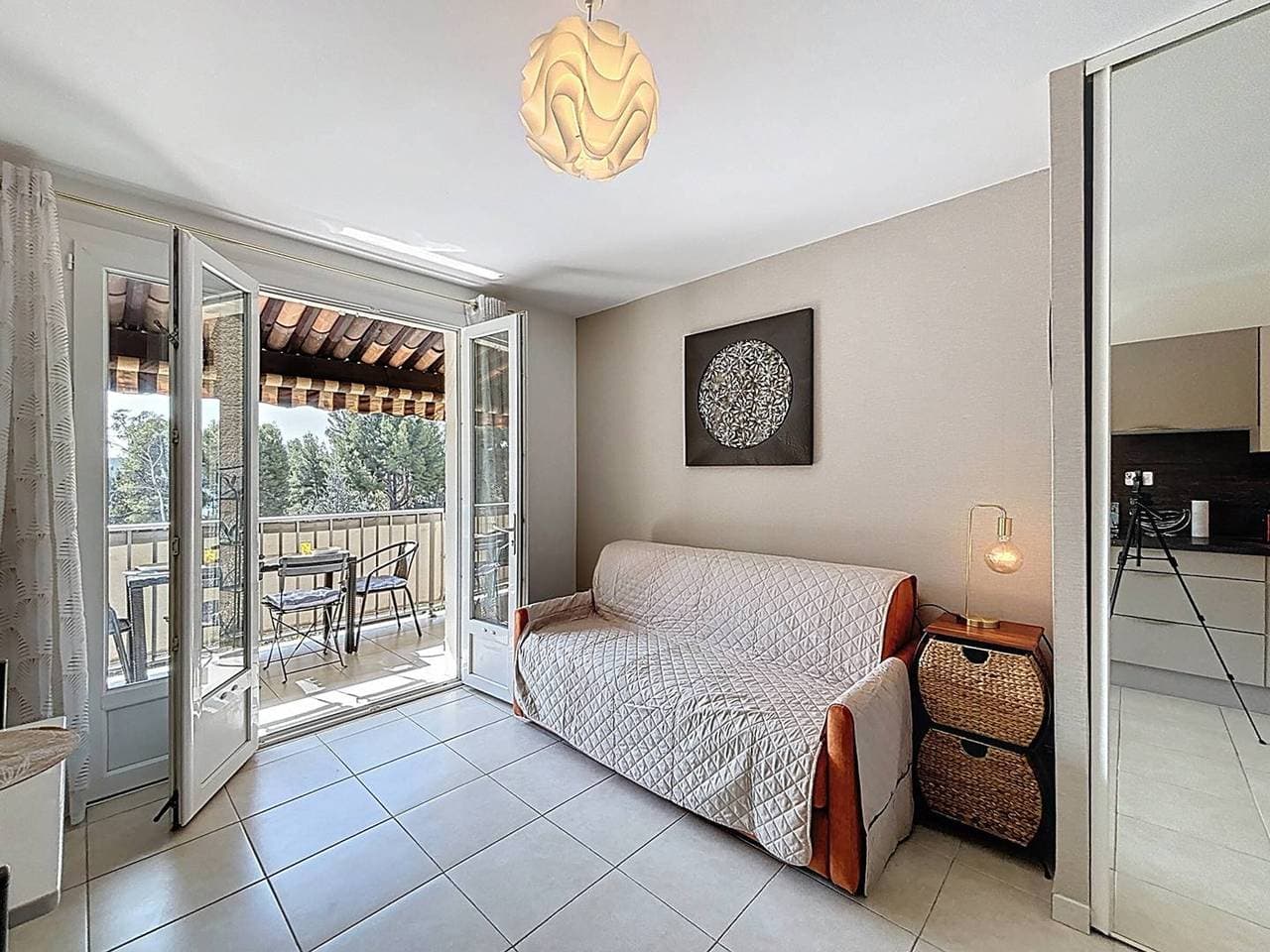 Foto 4 von 14: Hübsches Studio mit Terrasse und Parkplatz nahe Strand