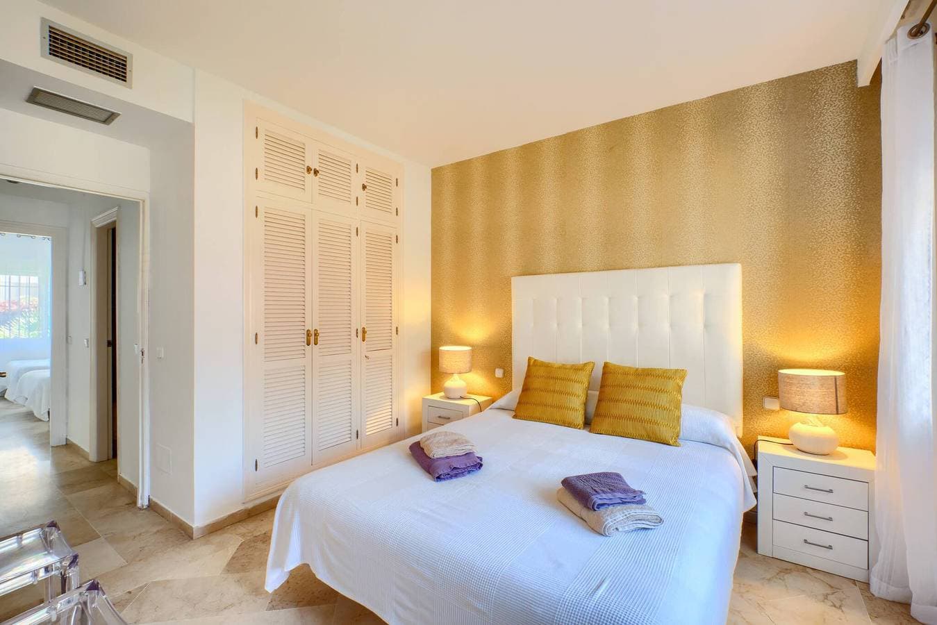 Foto 5 von 19: Gemütliches Apartment am Strand mit Pool