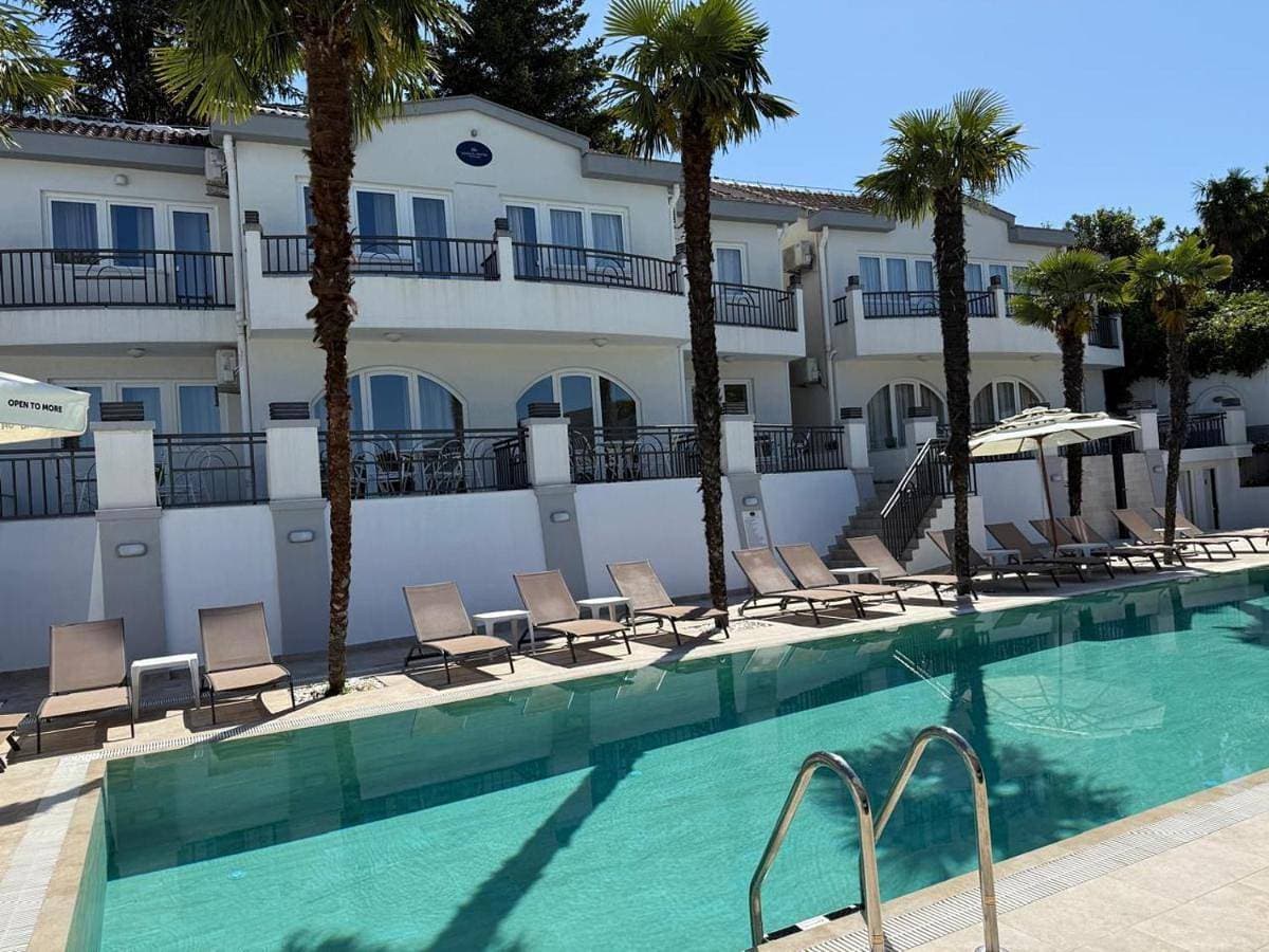 Hotel Xanadu 1