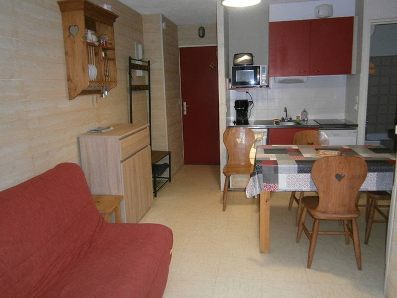 Foto 3 von 15: Gemütliches Appartement in Le Dévoluy 28 m² mit Bergblick