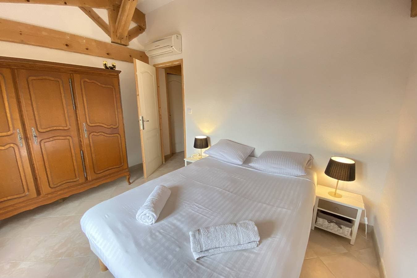 Foto 3 von 24: Ferienhaus für 8 Personen mit Garten