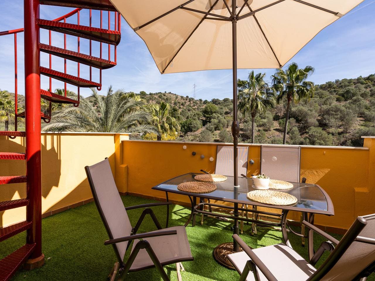Foto 11 von 28: Penthouse in Marbella mit Terrasse und Privatgarage