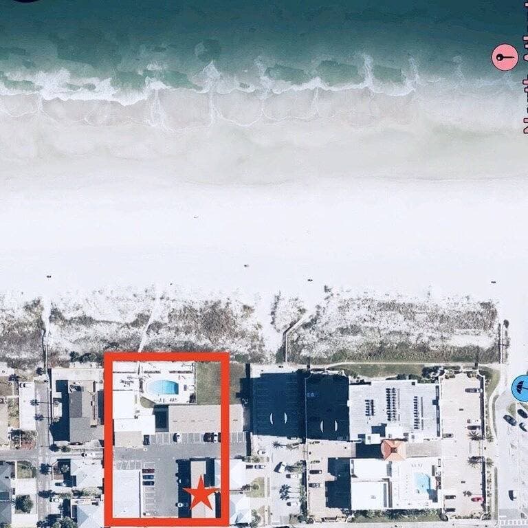 Foto 8 von 40: Beachside! Jacksonville Beach Condo-Close to Mayo Clinic