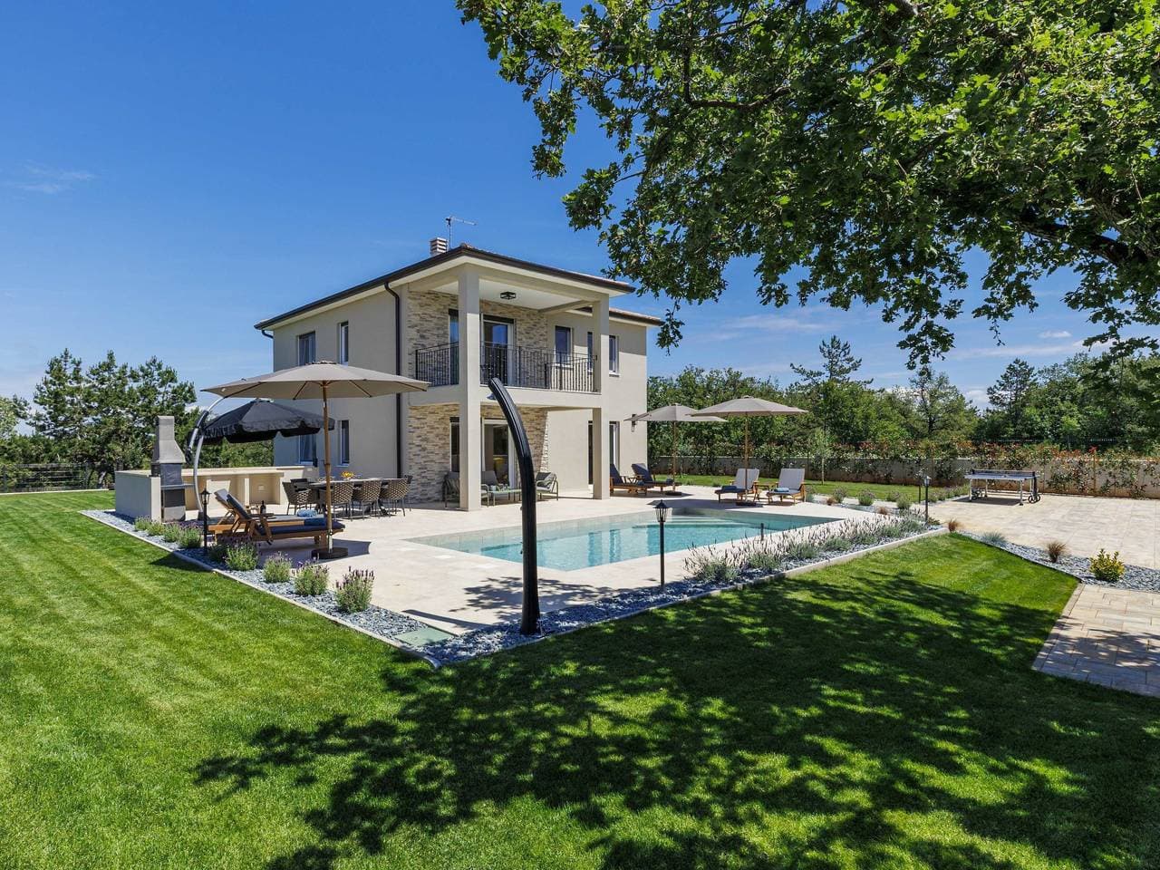 Moderne, schöne Villa Tramonto 1