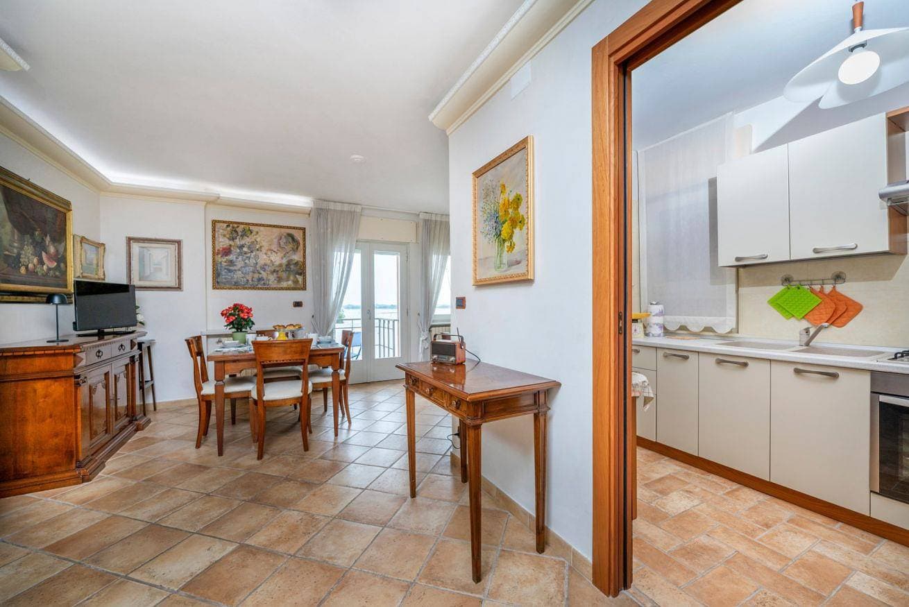 Foto 10 von 21: Ferienwohnung für 5 Personen mit Balkon