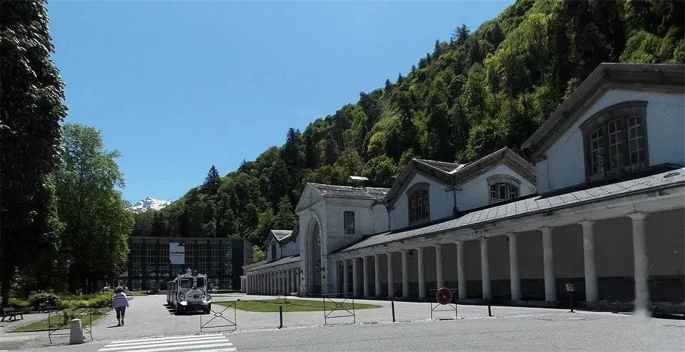 Foto 3 von 12: Grand Studio Luchon For 2 Pers - WIFI