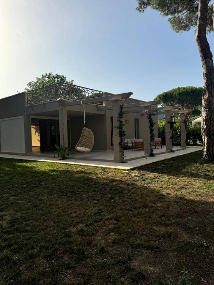 Foto 9 von 38: Villa - Beach Front