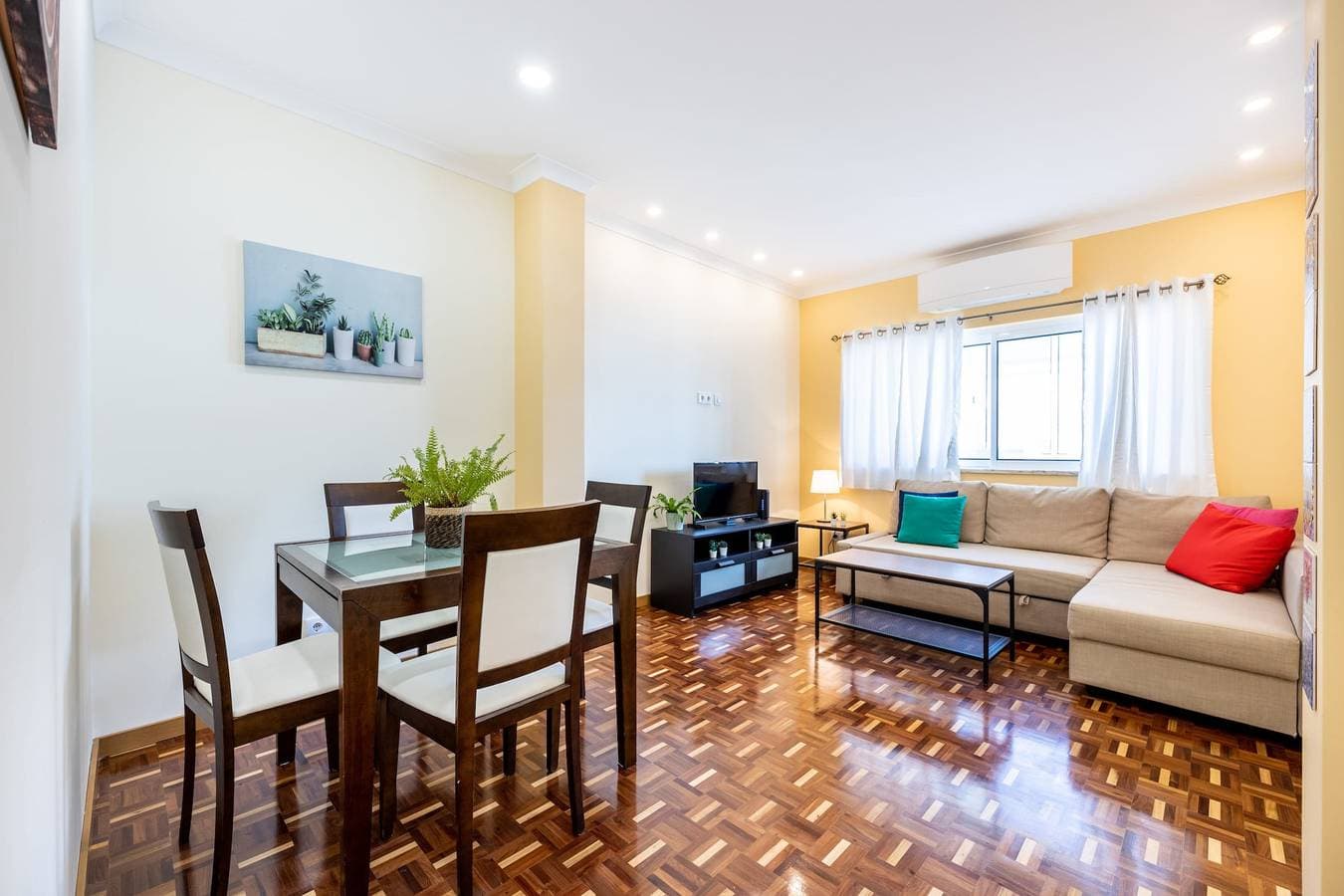 Urban City View Apartment 1