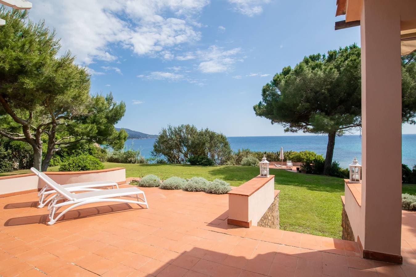 Foto 5 von 79: Villa für 12 Personen mit Garten