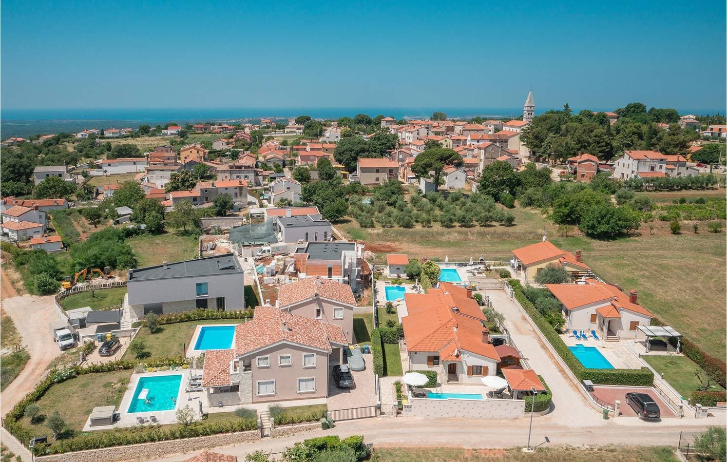 Gemütliche 1-Zimmer-Wohnung mit Pool und Terrasse in der Nähe der Restaurants und Sehenswürdigkeiten von Labinci 1