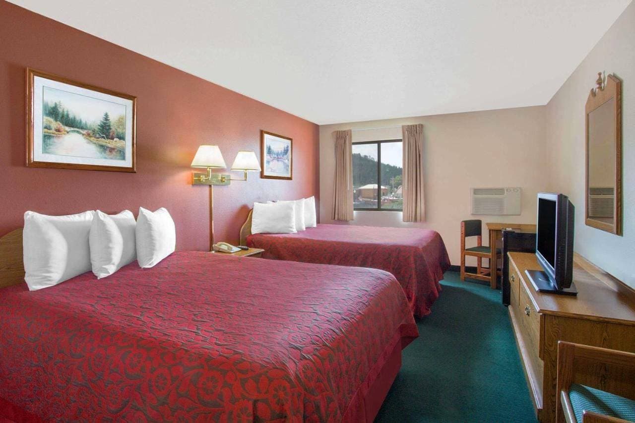 Foto 10 von 34: Days Inn by Wyndham Custer