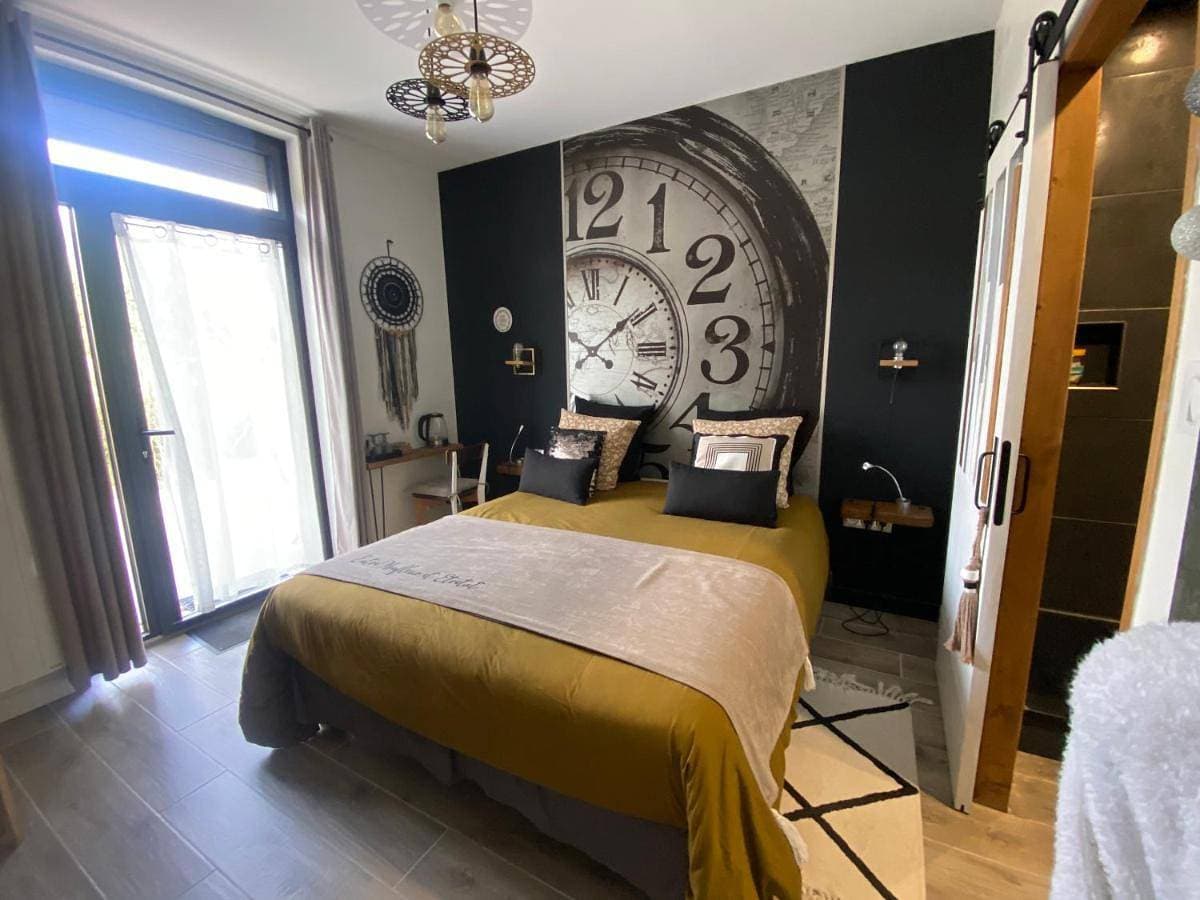 Foto 2 von 8: Double Room with Garden View