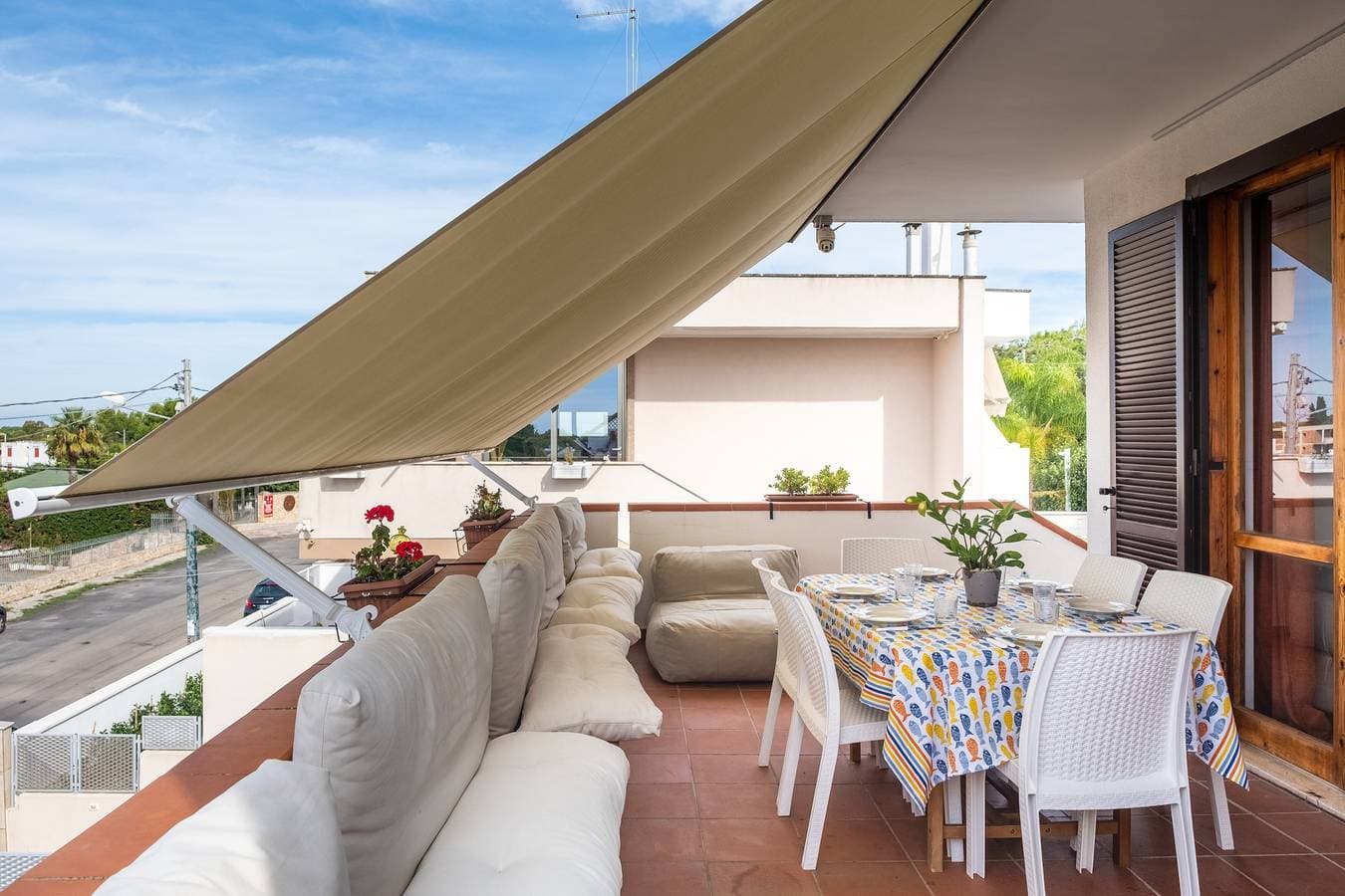 Foto 4 von 38: Villa „Vacanze Serene“ mit Meerblick, WLAN und Klimaanlage