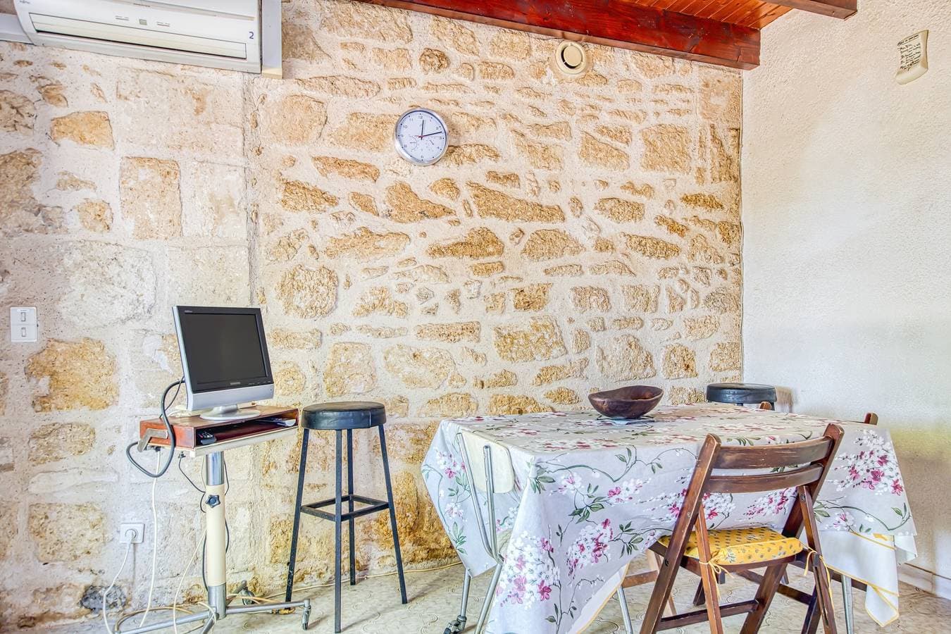 Foto 10 von 27: Ferienhaus 'Maison De Campagne Avec Jardin' mit privater Terrasse, privatem Garten und Klimaanlage