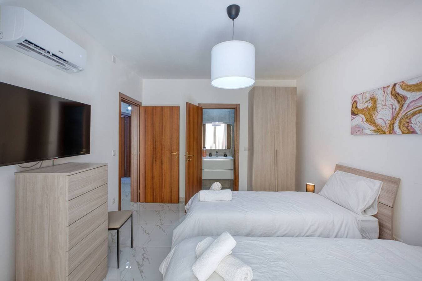 Foto 8 von 34: Ferienwohnung für 4 Personen mit Balkon