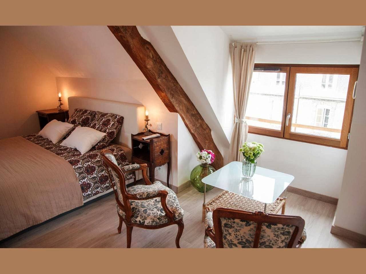 Villa Mons 1