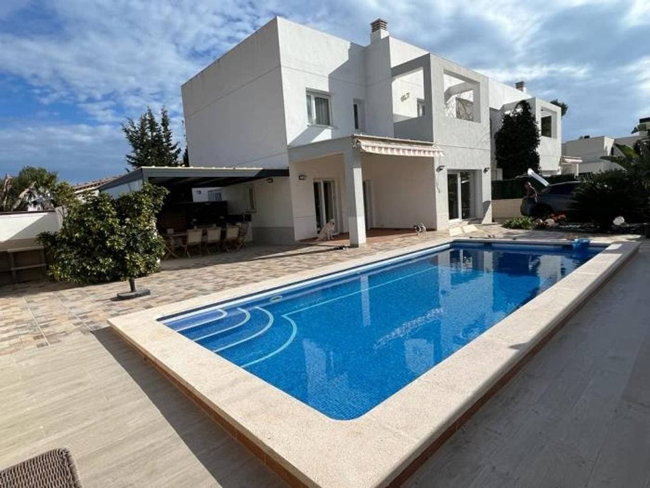 Moderne Villa 500m von Cala Forn, 5 Schlafzimmer, privater Pool 1