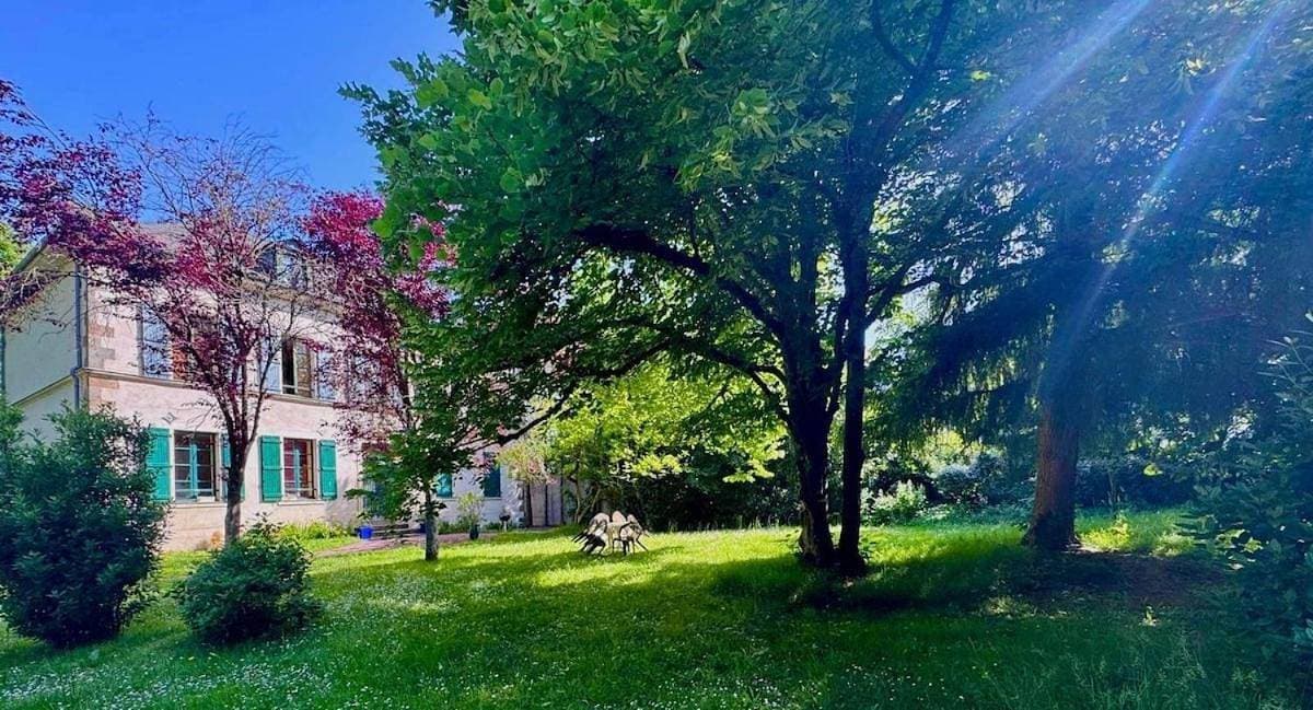 Le Manoir Mermoz - Peaceful haven in Rennes 1