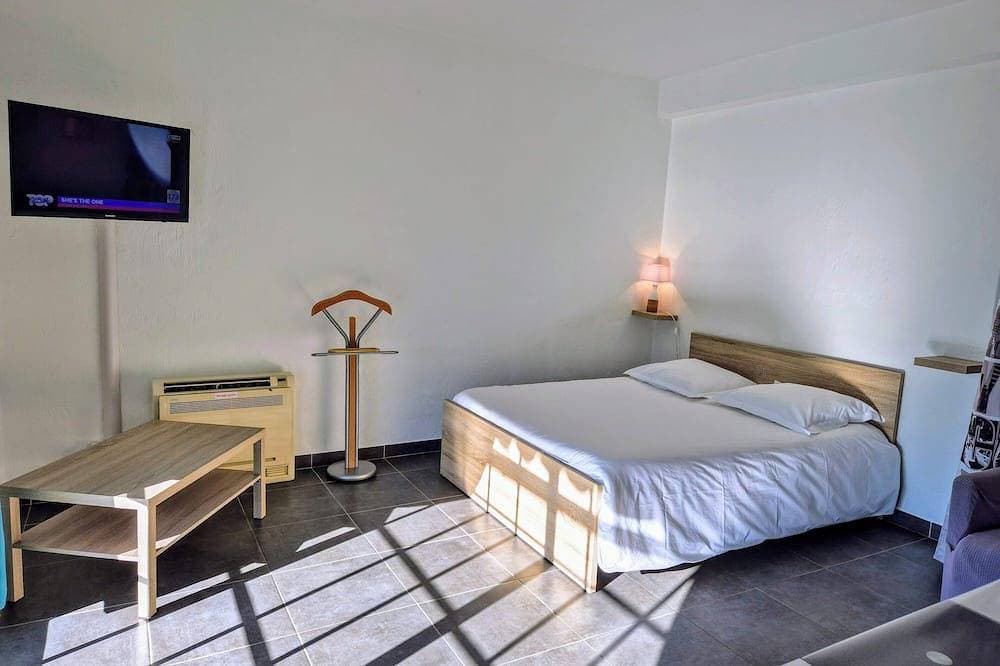 Foto 5 von 30: Landhaus / Independent Flat, Pool, Sea, 4 Pers + 1 Kind - 2 Am