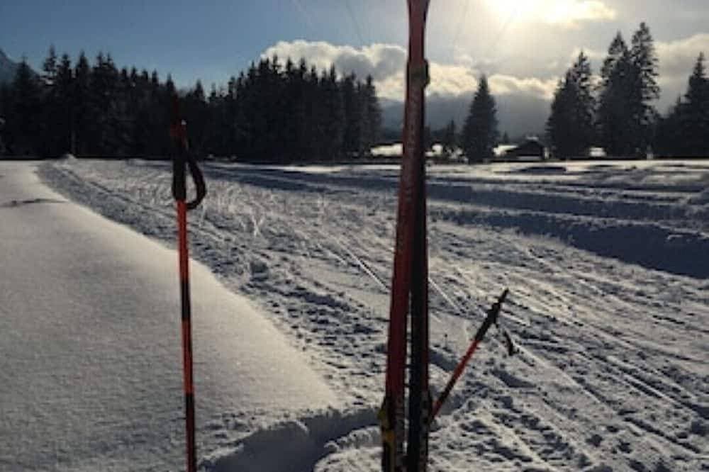 Foto 9 von 10: Umrahmt von Wiesen, Panoramablick, sonnige Balkone, ruhige zentale Lage