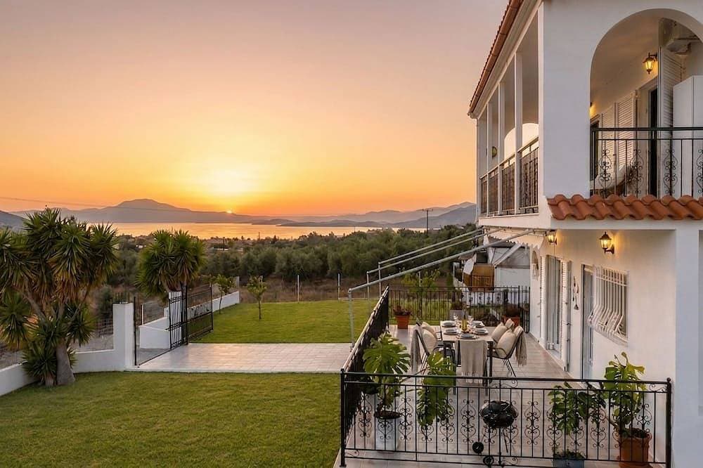 Villa Aelia Luxury Maisonette 1