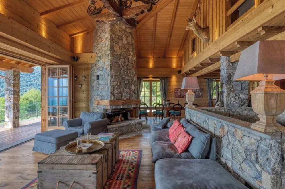 Foto 7 von 14: Como Lake Chalet San Gottardo (10guests+2children) Cin It013218D29O3Z473