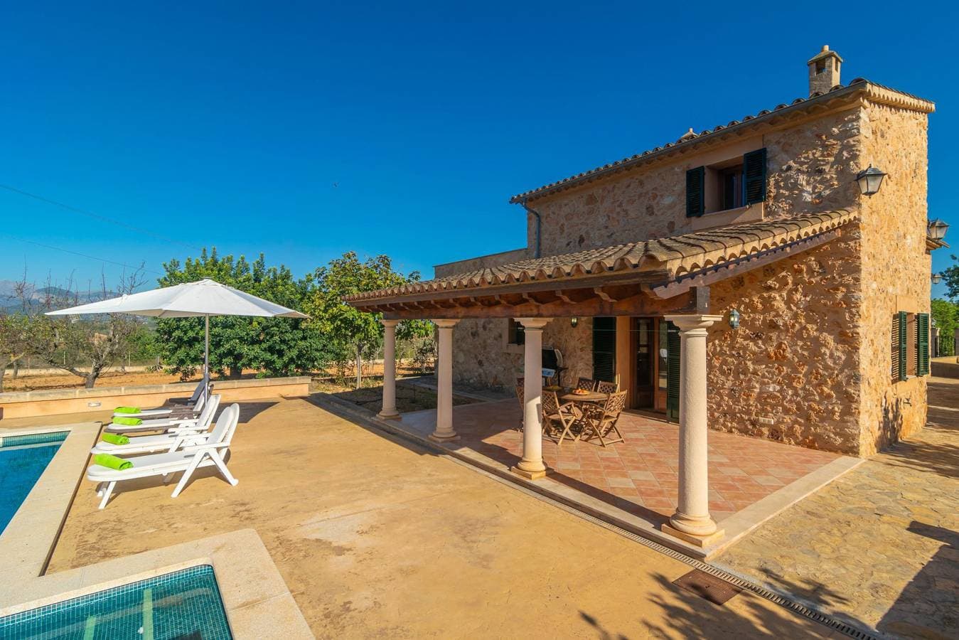 Foto 10 von 38: Cas General (Santa Eugenia)- Schöne rustikale Villa mit privatem Salzpool und kostenlosem WLAN
