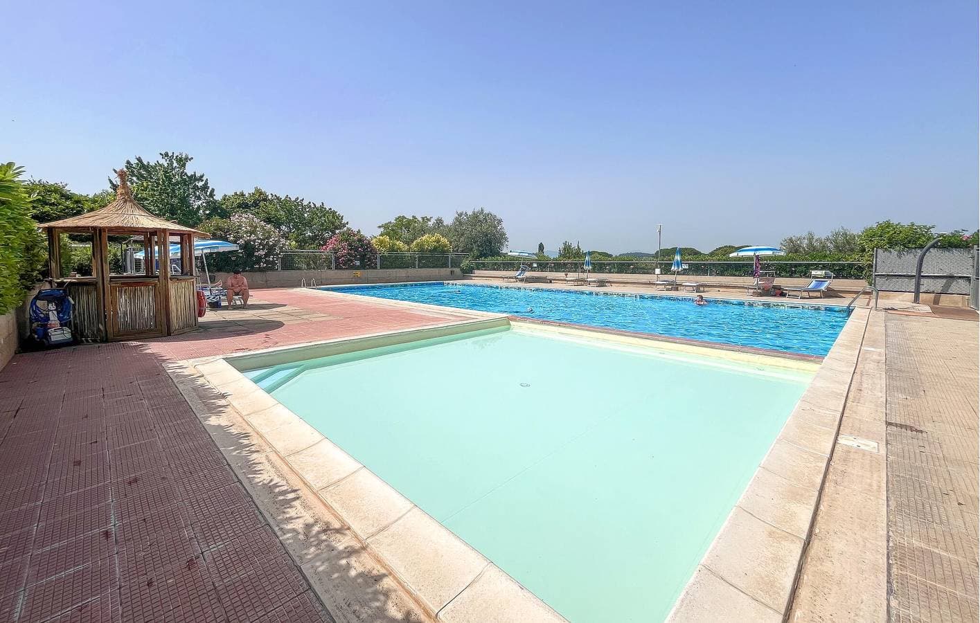 Foto 11 von 36: Moderne Wohnung mit Pool und Garten, Magione 2km