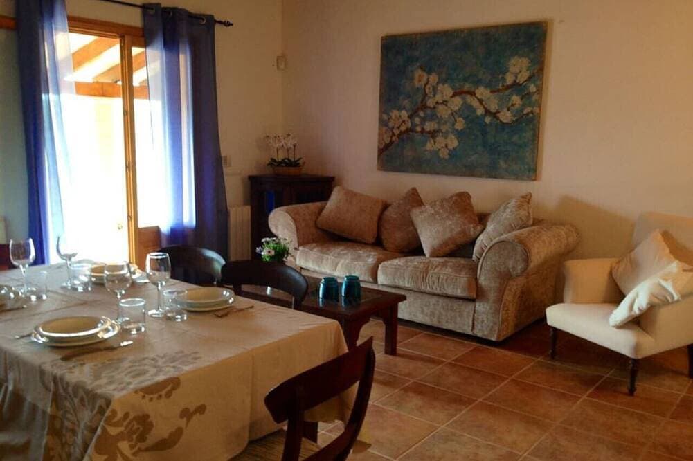 Foto 11 von 19: Cosy Haus am Rande des Waldes, Im Bereich Pula (Free WIFI)