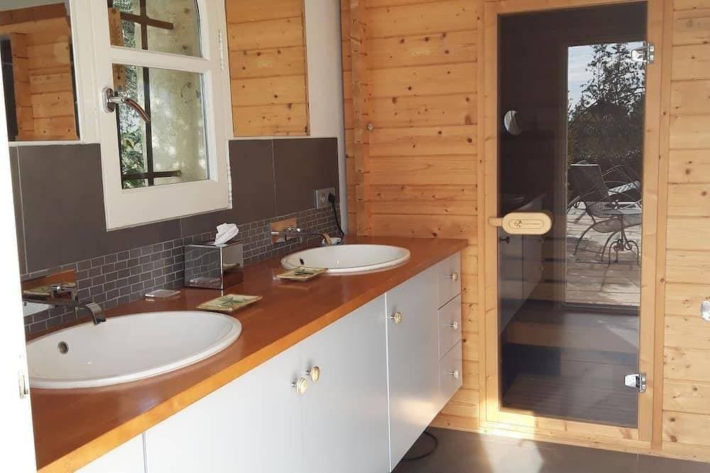 Foto 6 von 30: Schöne wohnung im erdgeschoss der villa mit infinity pool