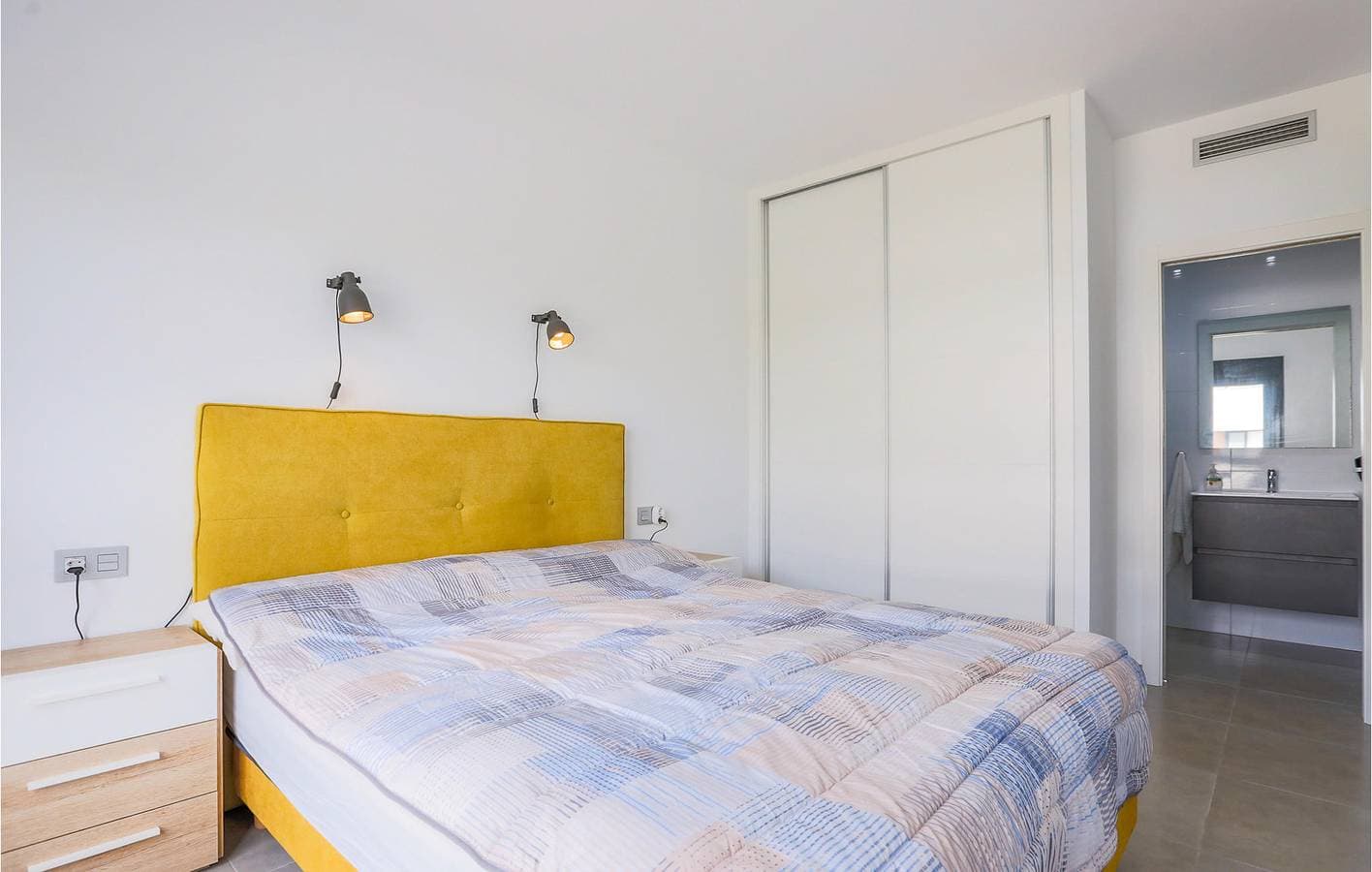 Foto 8 von 24: Gemütliches Apartment mit Pool und Terrasse, nahe dem Stadtzentrum