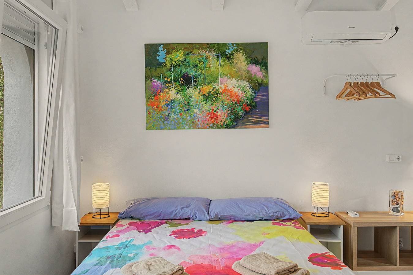 Foto 10 von 22: Apartment 'Loft Antic Plankton - Masos De Pals' mit Bergblick, WLAN und Klimaanlage